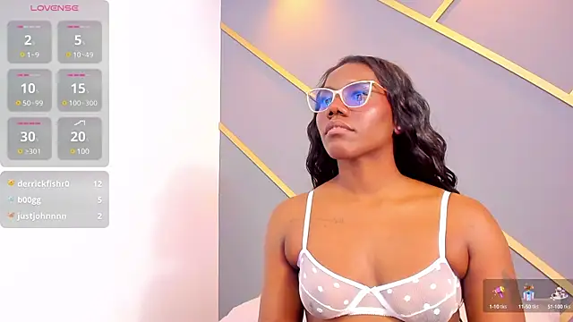 Snapshot of Alaia_Colins chatting on 21, 3, 2025 Alaia Colins online show from 21, 3, 2025