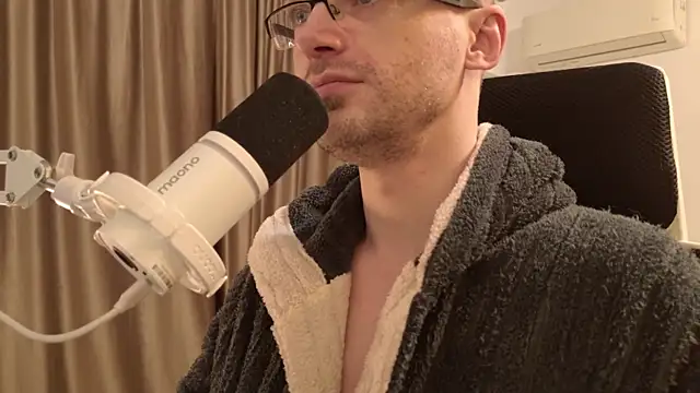 Snapshot of Moonsire1 chatting on 8, 2, 2026 Moonsire1 online show from 8, 2, 2026