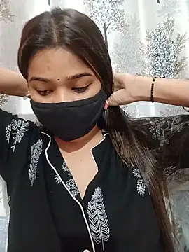 Snapshot of Simran-001 chatting on 28, 6, 2026 Simran-001 online show from 28, 6, 2026