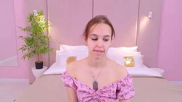 SandraTucker online show from 23, 2, 2025