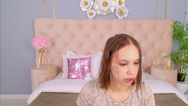 SandraTucker online show from 21, 3, 2026