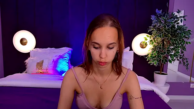 Snapshot of SandraTucker chatting on 22, 6, 2026 SandraTucker online show from 22, 6, 2026