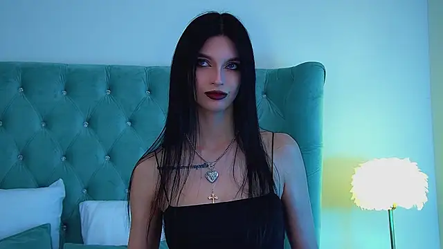 Snapshot of BeverlyMost chatting on 23, 6, 2026 BeverlyMost online show from 23, 6, 2026