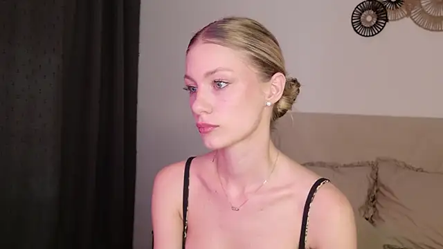Snapshot of GabriellaOlsen chatting on 3, 5, 2026 GabriellaOlsen online show from 3, 5, 2026