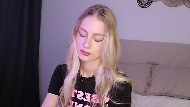 Snapshot of GabriellaOlsen chatting on 18, 6, 2026 GabriellaOlsen online show from 18, 6, 2026