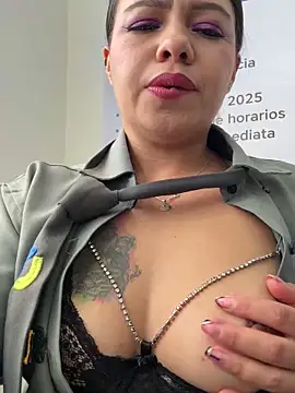 Snapshot of Ariana-07 chatting on 14, 1, 2026 Ariana-07 online show from 14, 1, 2026