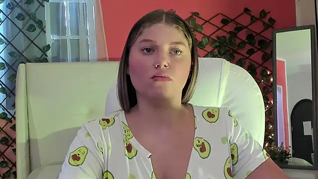 Snapshot of alaia_greyy chatting on 19, 5, 2026 alaia greyy online show from 19, 5, 2026