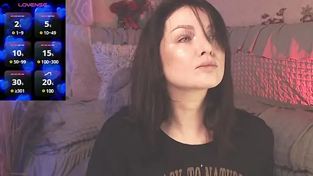 BritneyBarker online show from 1, 1, 2025