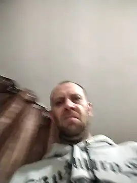 MaxDevilWhite online show from 15, 1, 2026