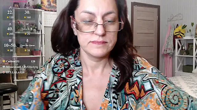 Soffya Soy online show from 6, 5, 2026