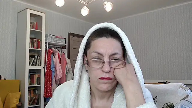 Soffya Soy online show from 28, 5, 2026