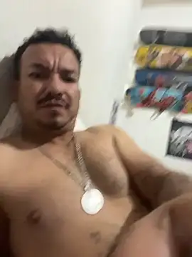 Snapshot of paullliliu chatting on 8, 1, 2026 paullliliu online show from 8, 1, 2026