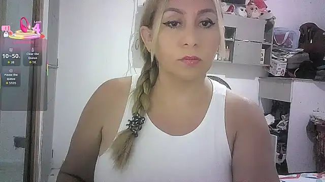 Snapshot of mariana0x chatting on 22, 5, 2026 mariana0x online show from 22, 5, 2026