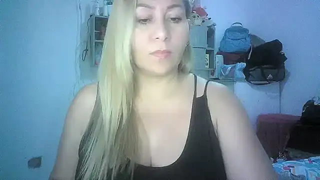 Snapshot of mariana0x chatting on 24, 5, 2026 mariana0x online show from 24, 5, 2026