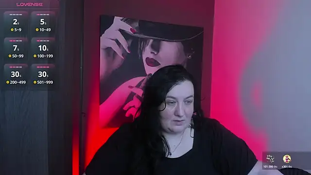 Snapshot of QueenOfHaze chatting on 27, 5, 2026 QueenOfHaze online show from 27, 5, 2026