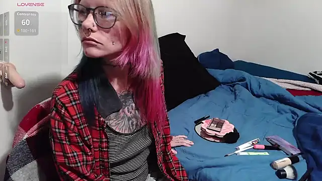 tvstatic online show from 28, 2, 2026