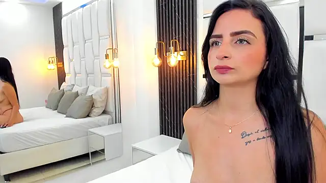 Snapshot of victoria_cambell_ chatting on 25, 2, 2025 victoria cambell online show from 25, 2, 2025