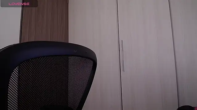 Zoedaniels online show from 1, 2, 2025