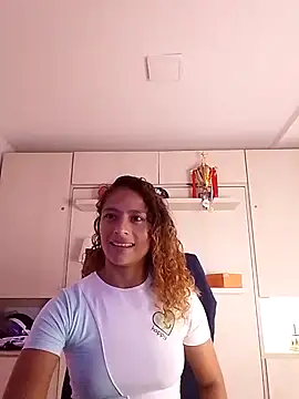 Zoedaniels online show from 4, 3, 2025