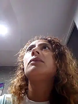 Zoedaniels online show from 5, 3, 2025