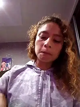 Zoedaniels online show from 12, 3, 2025