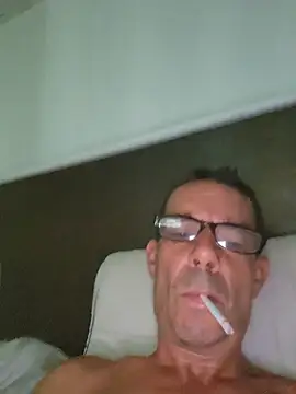 Snapshot of Kenhornu chatting on 16, 7, 2026 Kenhornu online show from 16, 7, 2026
