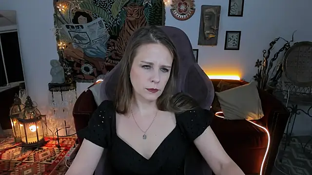 EmiliaBedy online show from 13, 2, 2025