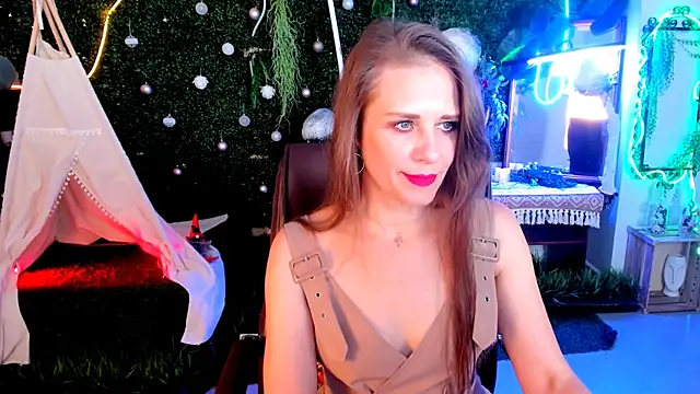 Snapshot of EmiliaBedy chatting on 17, 7, 2026 EmiliaBedy online show from 17, 7, 2026