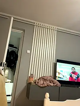 Snapshot of bunnythetailor chatting on 9, 10, 2025 bunnythetailor online show from 9, 10, 2025