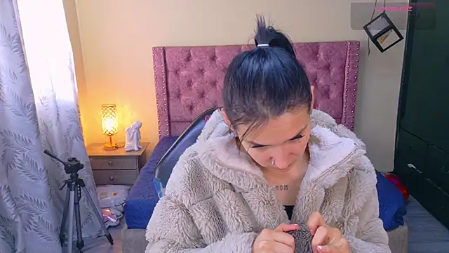 Sofii cutee online show from 9, 2, 2026