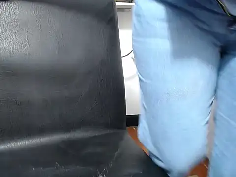 susy pervertt online show from 5, 2, 2026