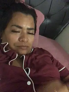 indiazinha69  online show from 12, 3, 2026