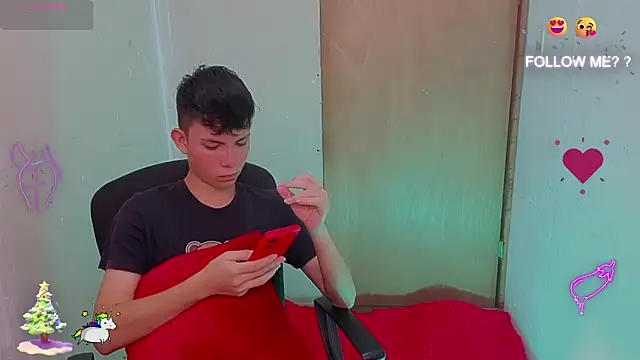 Snapshot of Alexxx_lov chatting on 6, 2, 2026 Alexxx lov online show from 6, 2, 2026