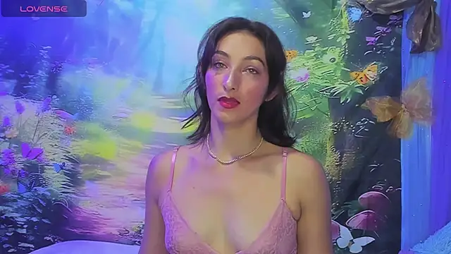 Snapshot of vicky__skinny_1 chatting on 4, 11, 2025 vicky skinny 1 online show from 4, 11, 2025