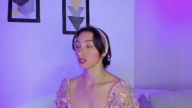 Snapshot of vicky__skinny_1 chatting on 10, 11, 2025 vicky skinny 1 online show from 10, 11, 2025