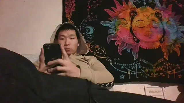 Snapshot of thekinkyasian chatting on 24, 1, 2025 thekinkyasian online show from 24, 1, 2025