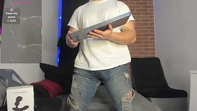 DavidX X21 Strip online show from 24, 5, 2026