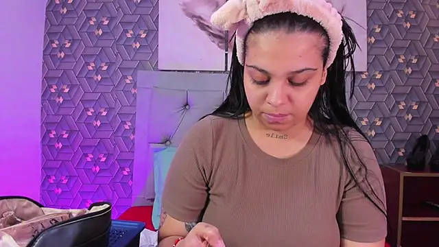 Emily rivera78 online show from 25, 2, 2026