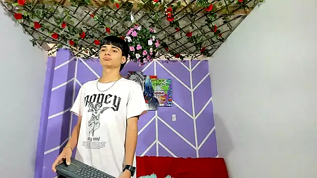 Snapshot of Escarlet_Abel-06 chatting on 16, 2, 2025 Escarlet Abel-06 online show from 16, 2, 2025