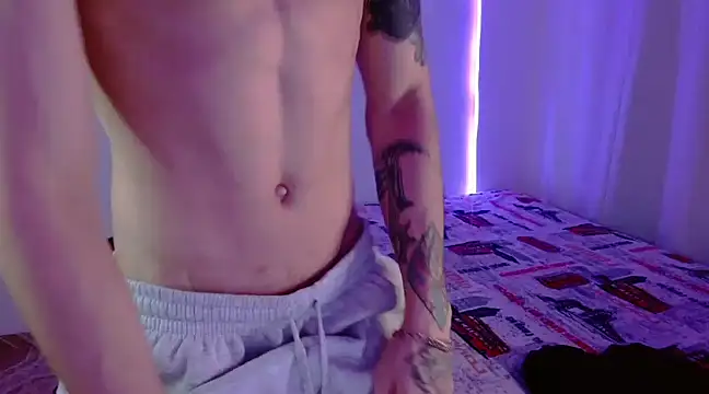 Snapshot of H3ll_B0I chatting on 6, 2, 2025 H3ll B0I online show from 6, 2, 2025