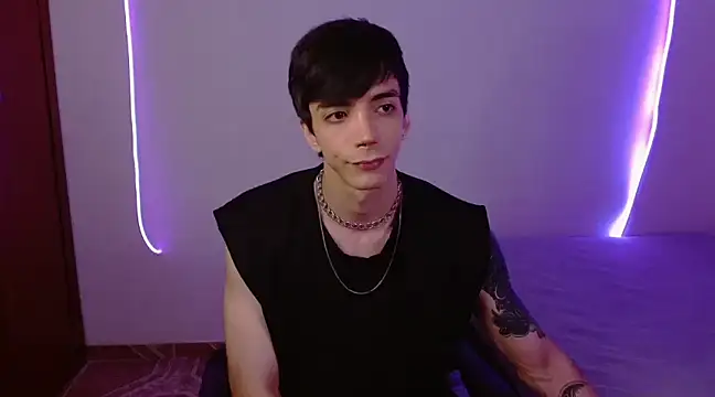 Snapshot of H3ll_B0I chatting on 23, 2, 2025 H3ll B0I online show from 23, 2, 2025