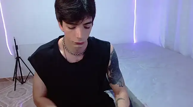 Snapshot of H3ll_B0I chatting on 13, 3, 2025 H3ll B0I online show from 13, 3, 2025