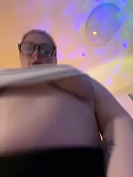 Snapshot of DearAlise chatting on 16, 2, 2025 DearAlise online show from 16, 2, 2025