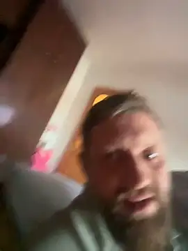 Snapshot of adelin20 chatting on 16, 3, 2025 adelin20 online show from 16, 3, 2025