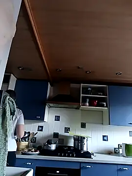 Snapshot of Astrid-Gilbert chatting on 18, 2, 2025 Astrid-Gilbert online show from 18, 2, 2025