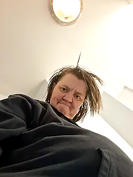 BBWLADY71 online show from 6, 2, 2026