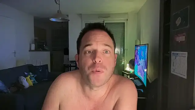 Funnyjul31 online show from 5, 3, 2026