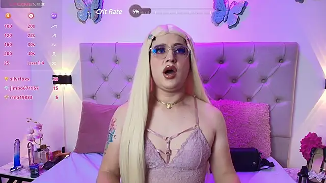 Snapshot of Alyssaa_Hunter chatting on 18, 2, 2025 Alyssaa Hunter online show from 18, 2, 2025