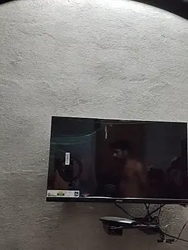 Snapshot of birds0641 chatting on 27, 10, 2025 birds0641 online show from 27, 10, 2025