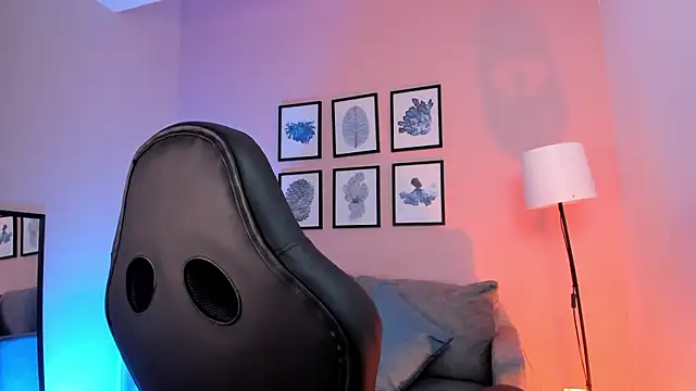 nina  dixon online show from 17, 9, 2025